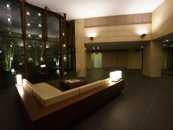 Renovated 2LDK Apartment for Sale in Higashi-Nakano, Tokyo - Thumbnail 4
