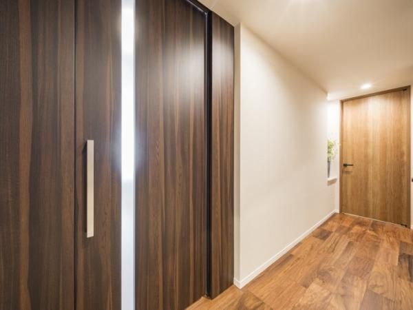 Renovated 2LDK Apartment in Shibuya, Tokyo for Sale - Image 1