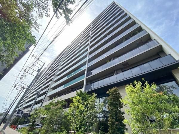 3LDK Apartment for Sale in Sagamihara City, Kanagawa - Image 1