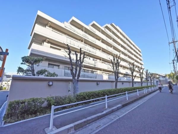Renovated 4LDK Apartment in Omiya, Saitama City - Thumbnail 2