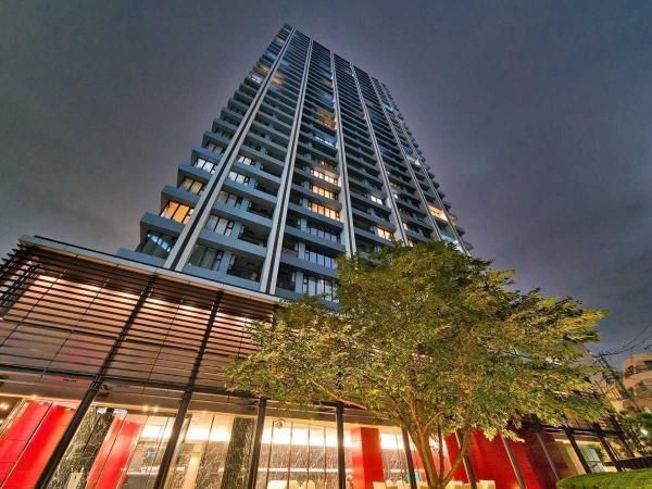 3LDK Apartment for Sale in Minami-Ikebukuro, Tokyo - 71m2 - Thumbnail 3