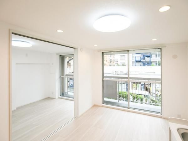2LDK Apartment for Sale in Kohokudai, Yokohama - Thumbnail 4