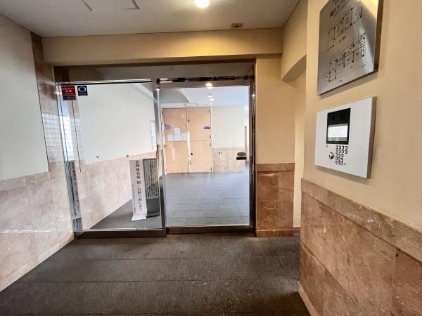 3LDK Apartment for Sale in Edogawa, Tokyo - 75.73m² - Thumbnail 4