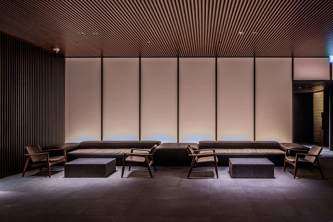 MUWA NISEKO #211 Luxury Ski-in Ski-out Apartment in Hirafu - Thumbnail 3