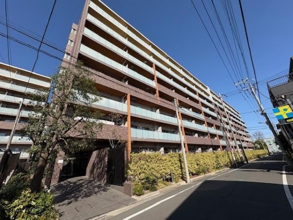 2LDK Apartment for Sale in Chofu, Tokyo - 63.84 sqm - Thumbnail 4