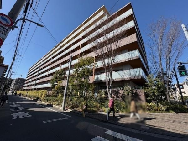 2LDK Apartment for Sale in Chofu, Tokyo - 63.84 sqm - Thumbnail 3