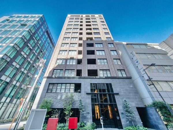 2LDK Apartment for Sale in Chiyoda, Tokyo - 72.23m2 - Thumbnail 2