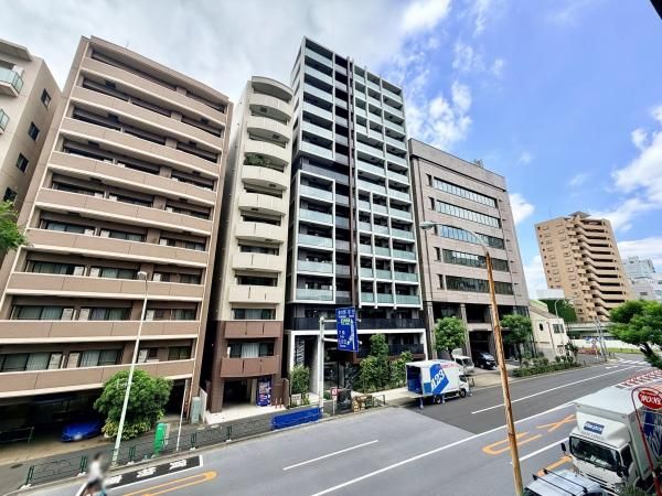 Renovated 2LDK Apartment in Shibuya, Tokyo | 51.85m² - Thumbnail 3