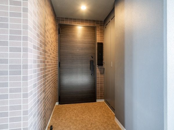 2LDK Apartment for Sale Near Hiratsuka Station, Kanagawa - Thumbnail 3