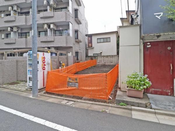 Land for Sale in Minami-Ikebukuro, Toshima-ku, Tokyo - 63.84m2 - Thumbnail 2