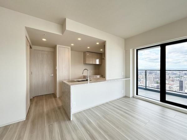 3LDK Apartment for Sale in Chikusa Ward, Nagoya - Thumbnail 2