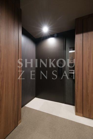 Crossette Akita 7F 2LDK Corner Apartment Near Akita Station — Front_door, Akita, Akita