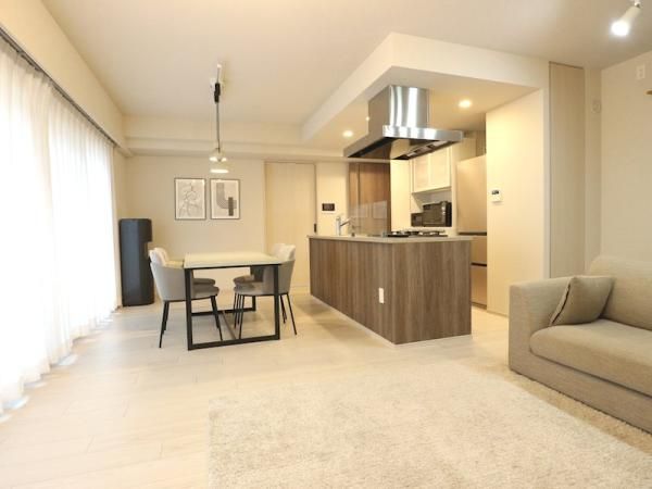 2LDK Apartment for Sale in Tsurumi-ku, Yokohama - Thumbnail 2