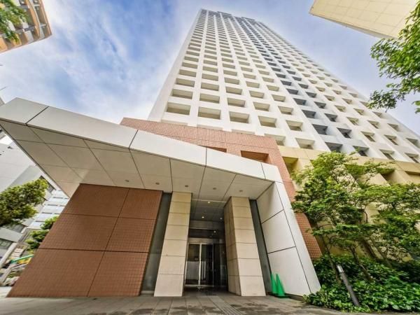 Renovated 2LDK in Dear Marks Capital Tower, Nerima, Tokyo - Thumbnail 3