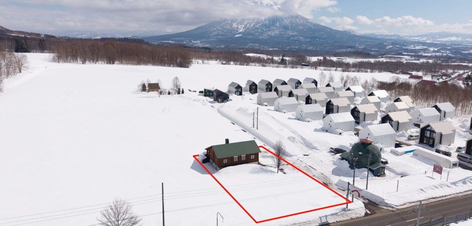 Café Maple - Mixed-Use Chalet in Niseko, Hokkaido - Thumbnail 3