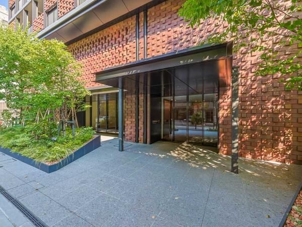 84m2 2LDK Apartment for Sale in Kojimachi, Chiyoda, Tokyo - Thumbnail 3