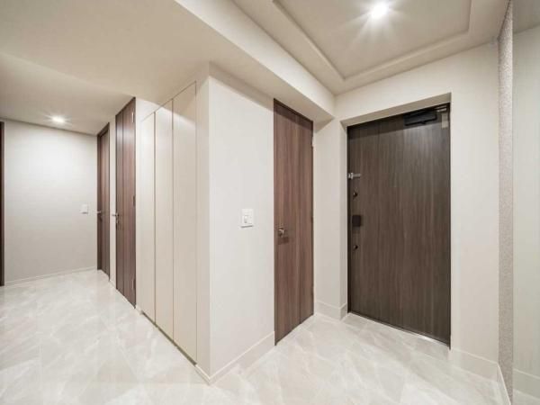 84m2 2LDK Apartment for Sale in Kojimachi, Chiyoda, Tokyo - Thumbnail 4