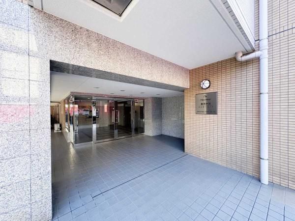 3LDK Renovated Apartment in Tsurumi-ku, Yokohama - Thumbnail 3