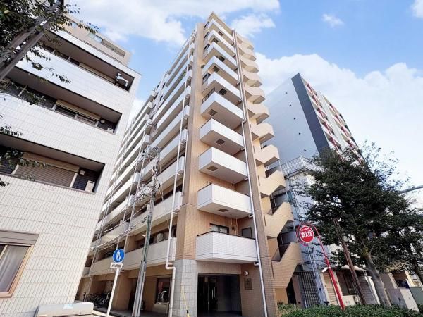3LDK Renovated Apartment in Tsurumi-ku, Yokohama - Thumbnail 2