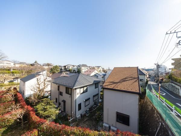 2LDK Apartment for Sale in Ota-ku, Tokyo - Thumbnail 2