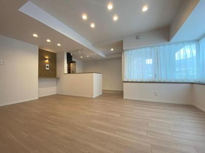 4LDK Apartment for Sale in Sapporo Nishi Ward 91.14m² — Interior, Nishi, Hokkaido