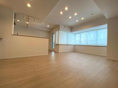 4LDK Apartment for Sale in Sapporo Nishi Ward 91.14m² — Interior, Nishi, Hokkaido