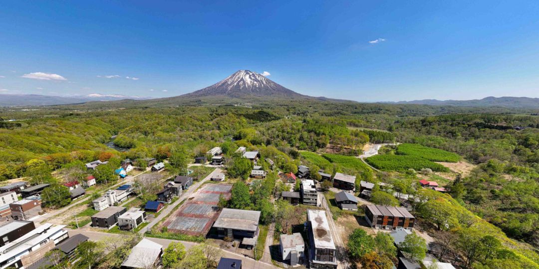 99.8 Tsubo Land in Lower Hirafu Village, Niseko - Thumbnail 4