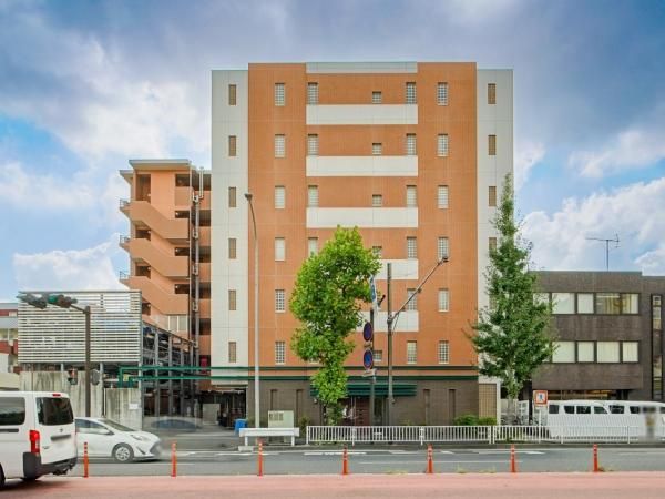 3LDK Renovated Apartment in Kohokudo-cho, Yokohama - Image 1