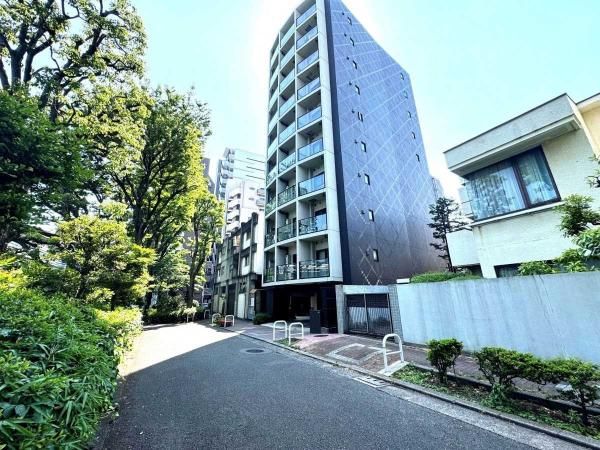 1LDK Apartment for Sale in Shibuya, Tokyo – 41.42m² - Thumbnail 3