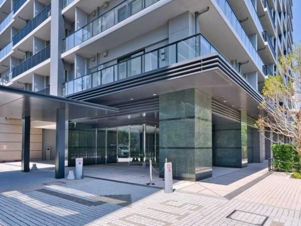 Shinagawa East City Tower 3LDK Apartment with Rainbow Bridge View - Thumbnail 4