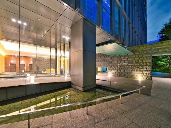 2LDK Apartment for Sale in Chiyoda, Tokyo - 95.98m2 - Thumbnail 2