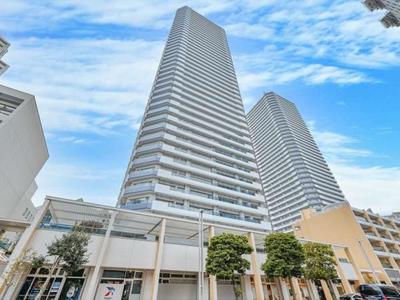 Renovated 2LDK Apartment for Sale in Yokohama, Kanagawa — Exterior, Nishi, Kanagawa