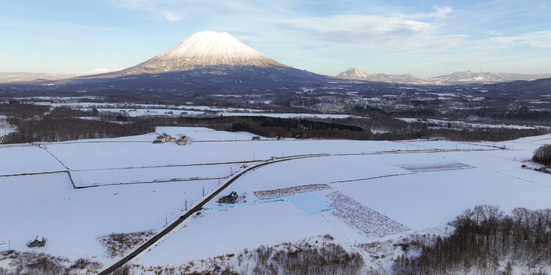 677-Tsubo Mountain View Land for Sale in Niseko Town, Hokkaido - Thumbnail 3