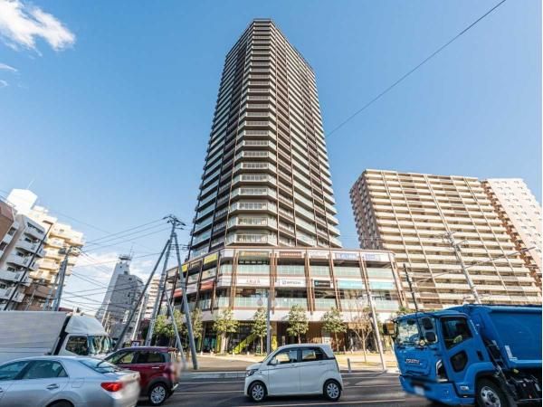 3LDK Apartment for Sale in Tokorozawa, Saitama - Thumbnail 2