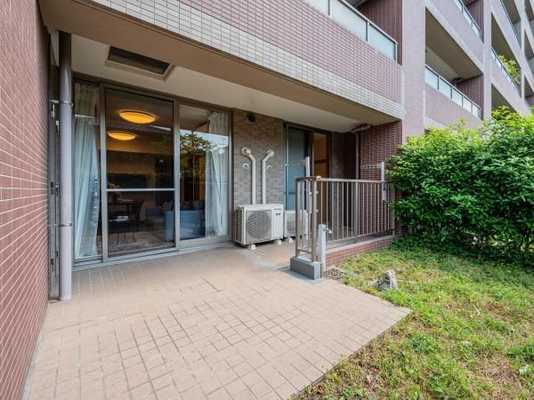 3LDK Apartment in Koto-ku, Tokyo with Private Garden - Thumbnail 4