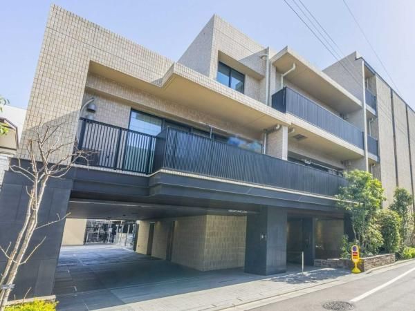 Park Homes Ochiai Minaminagasaki 3LDK Apartment in Toshima-ku, Tokyo - Thumbnail 2
