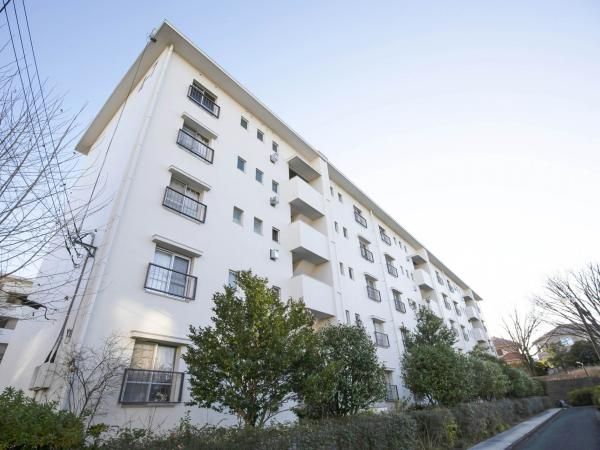 Renovated 2LDK Apartment in Tama Plaza, Yokohama - Thumbnail 2