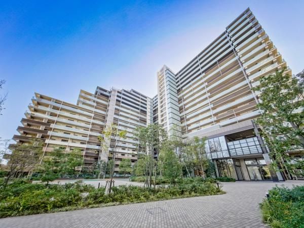 Proud City Hiyoshi Residence I 3LDK Apartment in Yokohama - Thumbnail 2