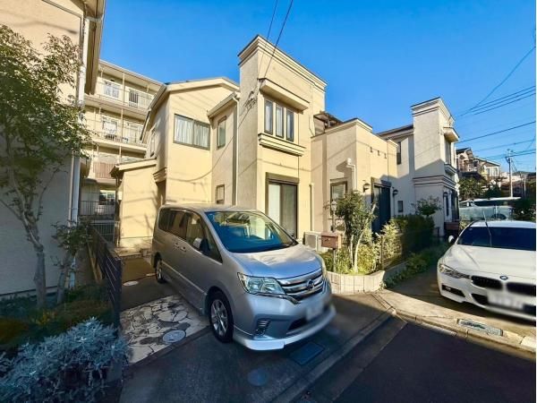 4LDK Detached House for Sale in Asahi-ku, Yokohama - Image 1