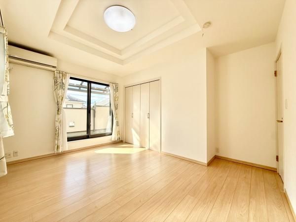 4LDK Detached House for Sale in Asahi-ku, Yokohama - Thumbnail 2