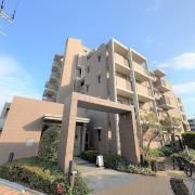 5LDK House for Sale in Suita, Osaka - 134m2 - Thumbnail 2