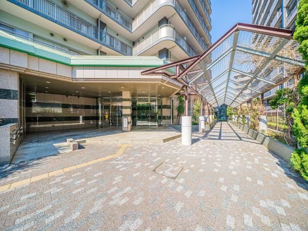 Renovated 3LDK Apartment in Forum Tower Tokorozawa, Saitama - Thumbnail 3