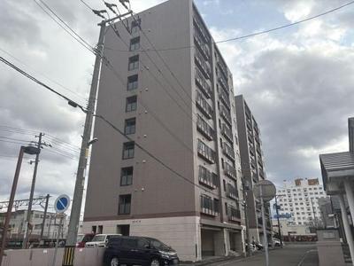 Renovated 3LDK Apartment Near Hassamu Station, Sapporo — Exterior, Nishi, Hokkaido
