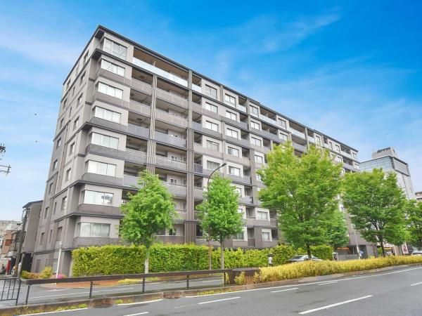 Premist Kyoto Saiin 4LDK+WIC Condo for Sale in Ukyo Ward - Thumbnail 2