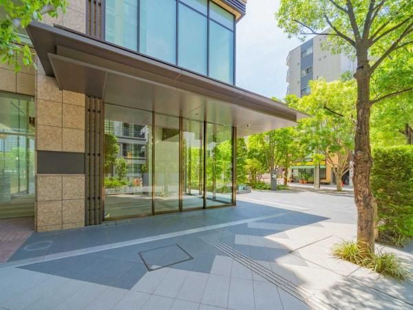 3LDK Apartment for Sale in Chuo-ku, Tokyo - 74.23m2 - Thumbnail 2