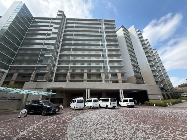 Renovated 3LDK Apartment for Sale in Totsuka, Yokohama - Thumbnail 2