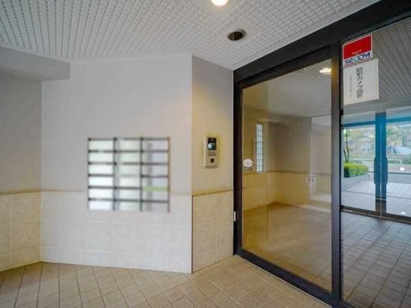 Renovated 2LDK Apartment in Minami-Oi, Shinagawa, Tokyo - Thumbnail 4