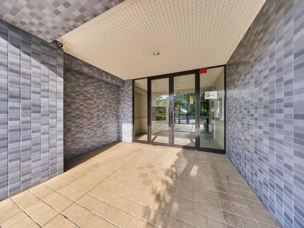 Renovated 2LDK Apartment in Minami-Oi, Shinagawa, Tokyo - Thumbnail 3