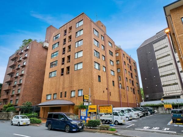 3LDK Apartment for Sale in Ichibancho, Chiyoda, Tokyo - Thumbnail 3