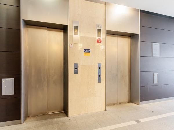 3LDK Apartment for Sale in Kamikebukuro, Toshima-ku, Tokyo - Thumbnail 3